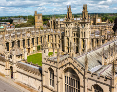 Лучшие университеты 2024 года: Оксфорд и Кембридж в тройке лидеров