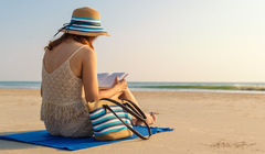Десять увлекательных книг для чтения на пляже