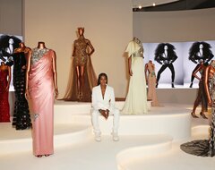 В Музее Виктории и Альберта проходит выставка, посвященная топ-модели Наоми Кэмпбелл