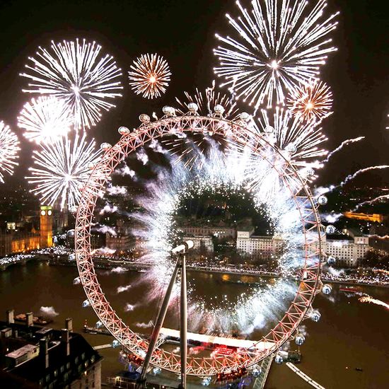 New Year’s Eve Fireworks Boat Cruise | Коммерсантъ UK